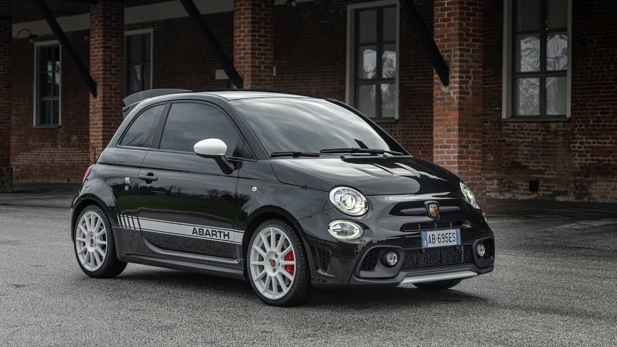 Fiat 500 Abarth 2021