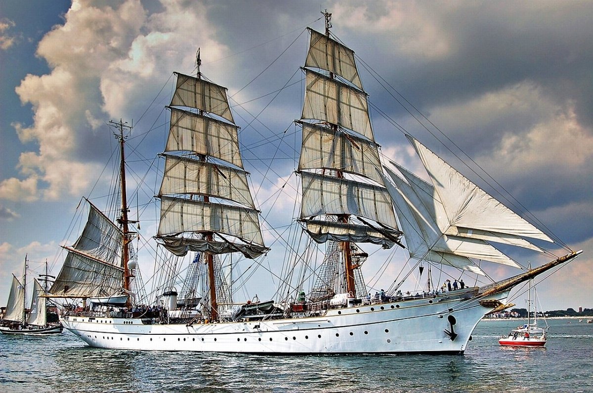 Трехмачтовый Барк