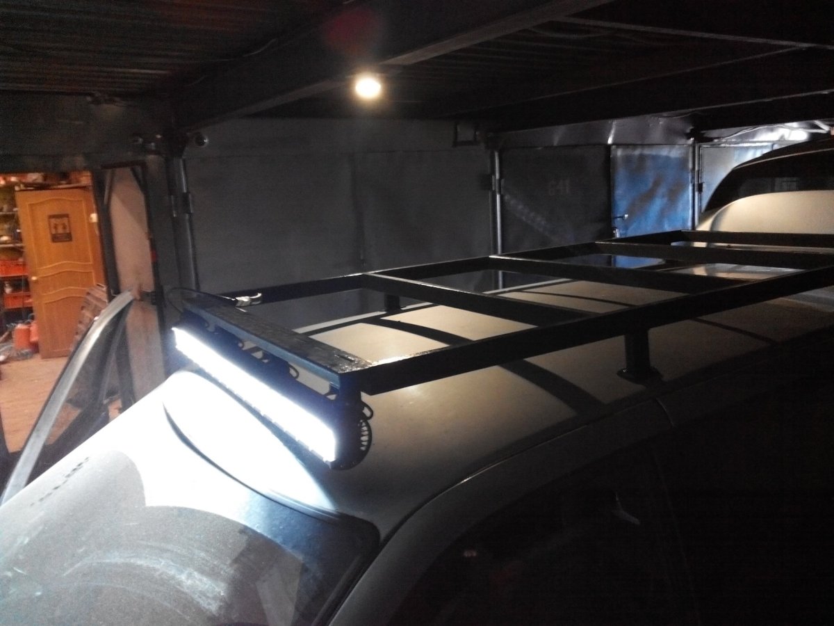 Светодиодная балка на крышу ВАЗ 2112