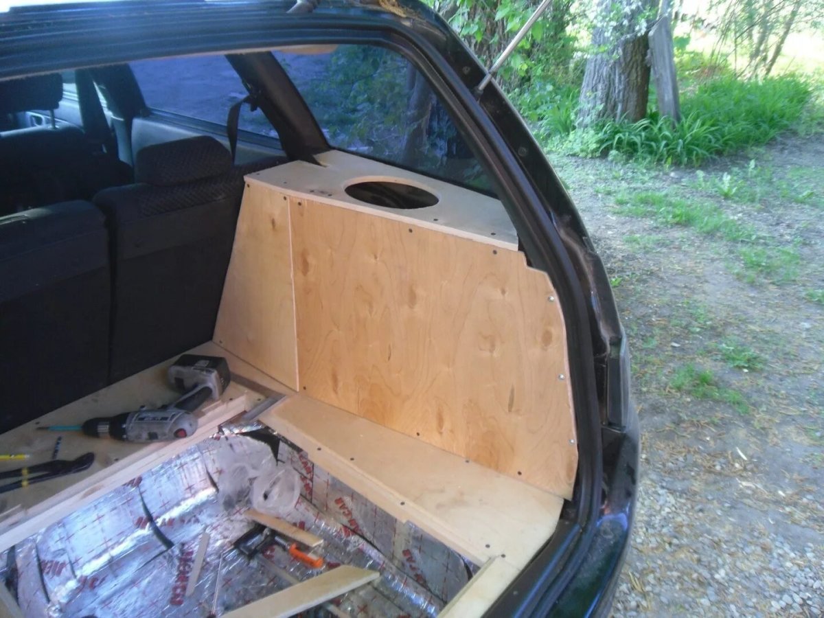 Габариты багажника ВАЗ 2111