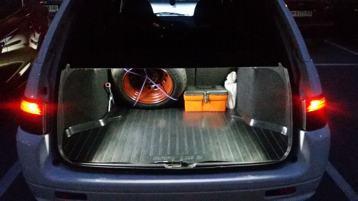 Подсветка багажника ВАЗ 2111