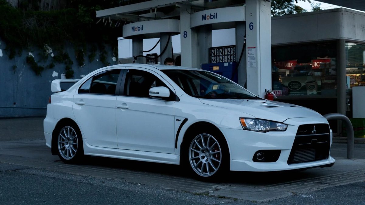 Лансер 10 Эволюшн и обычный