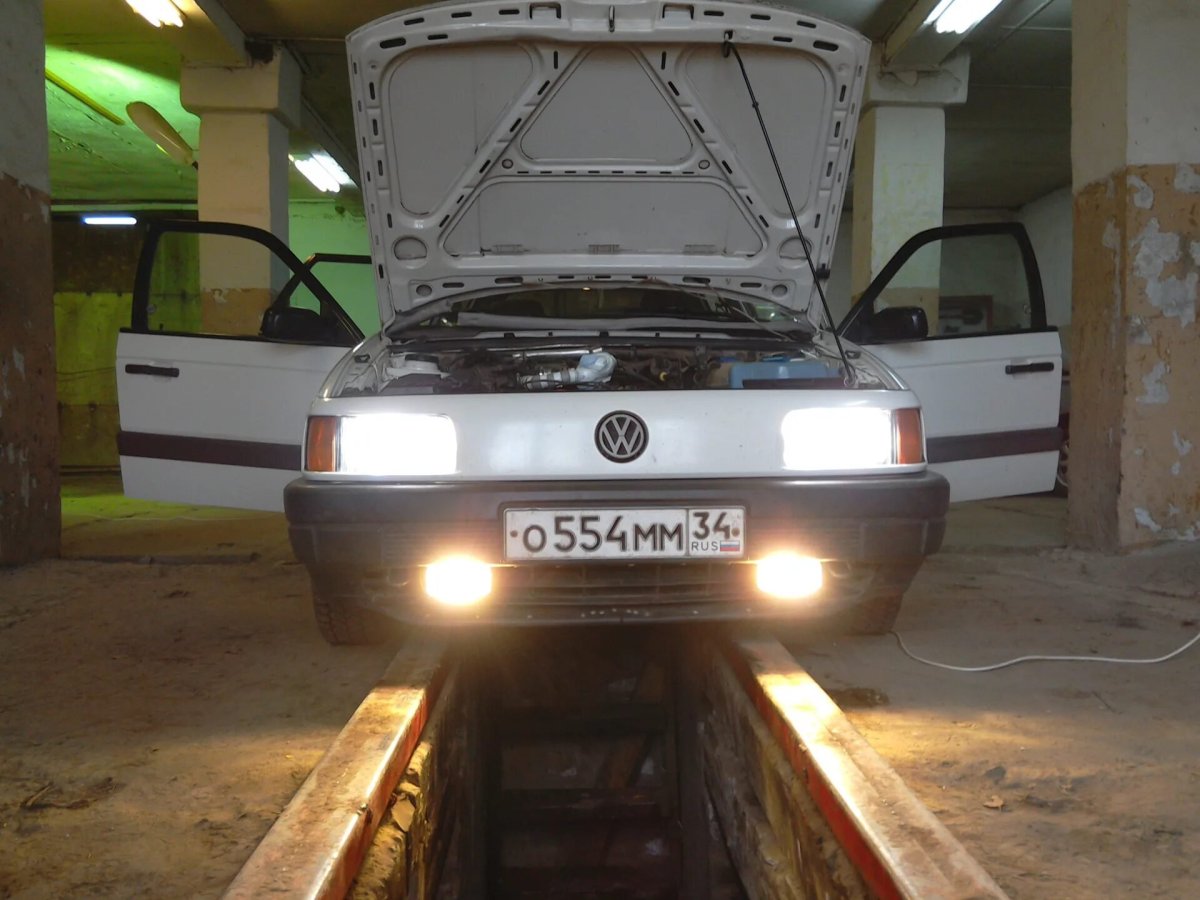 Противо=туманки Пассат б3