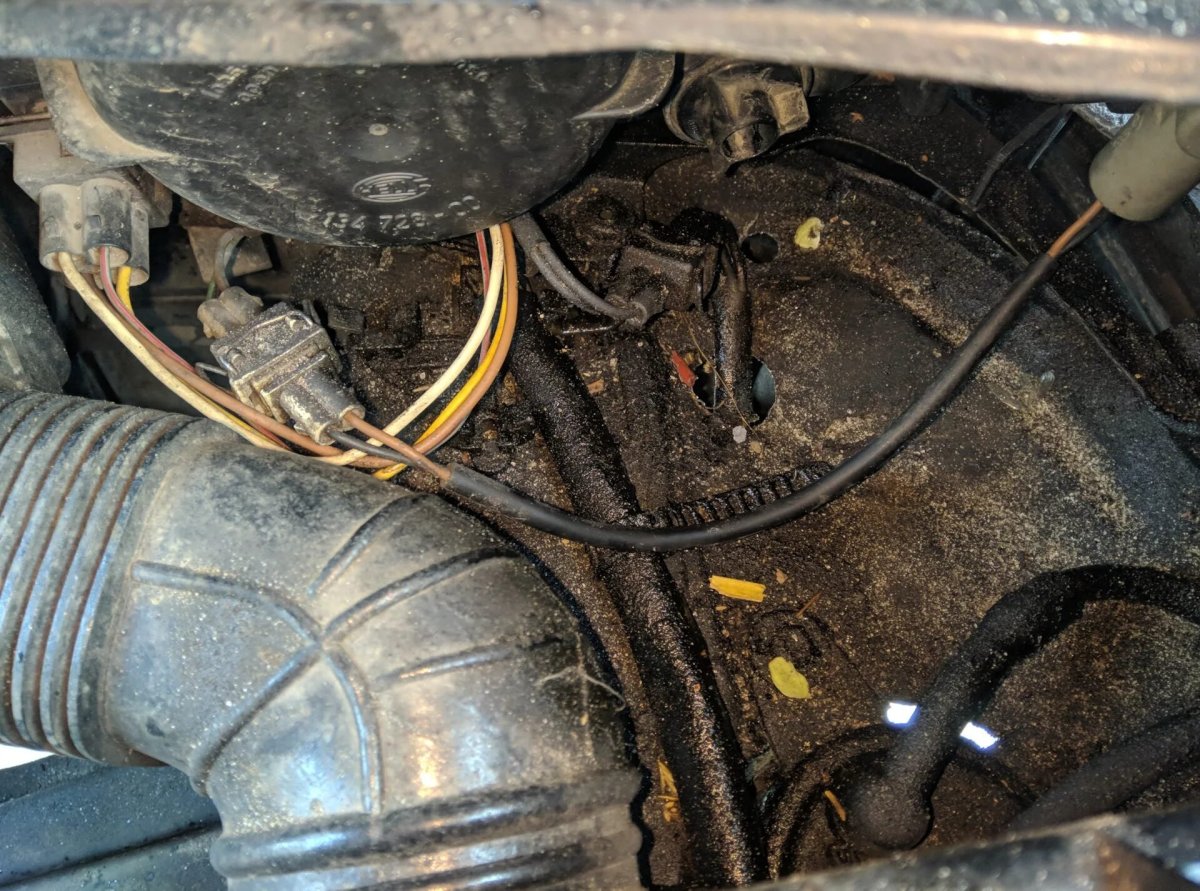 Разъём фары Пассат б3