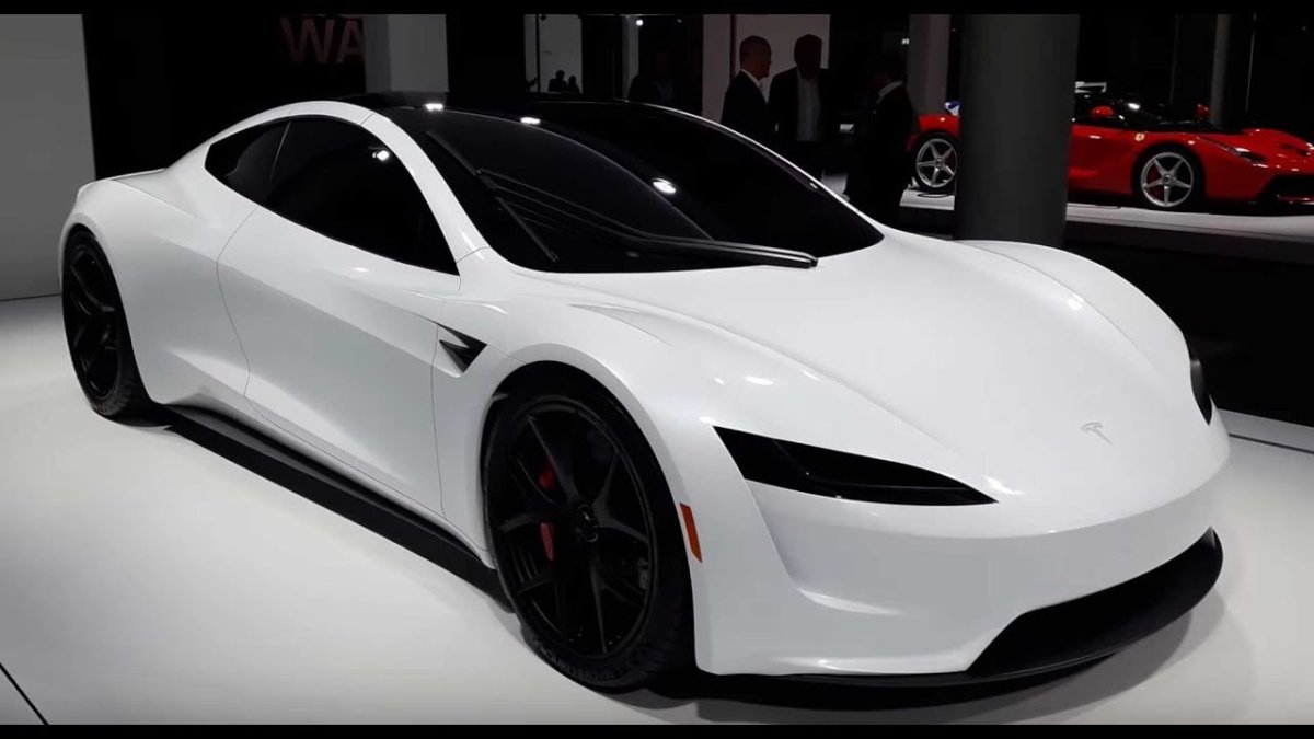 Tesla Roadster 2020 белая