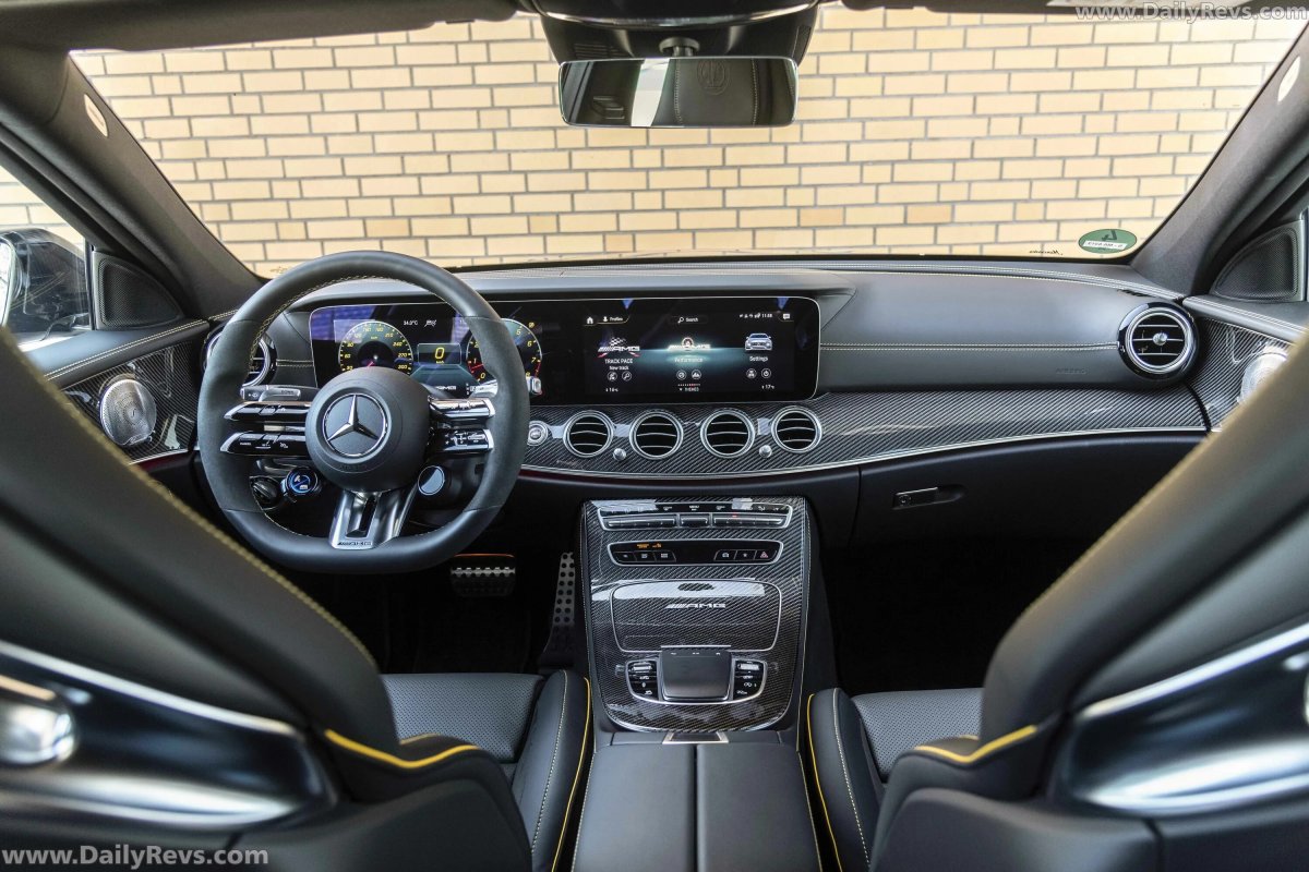 Mercedes e63s AMG салон