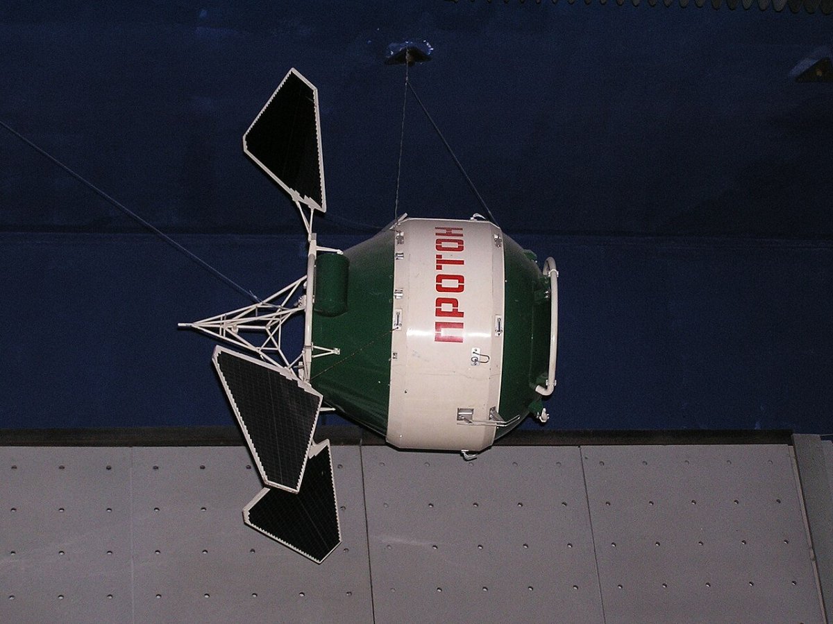 Протон-1 Советский Спутник