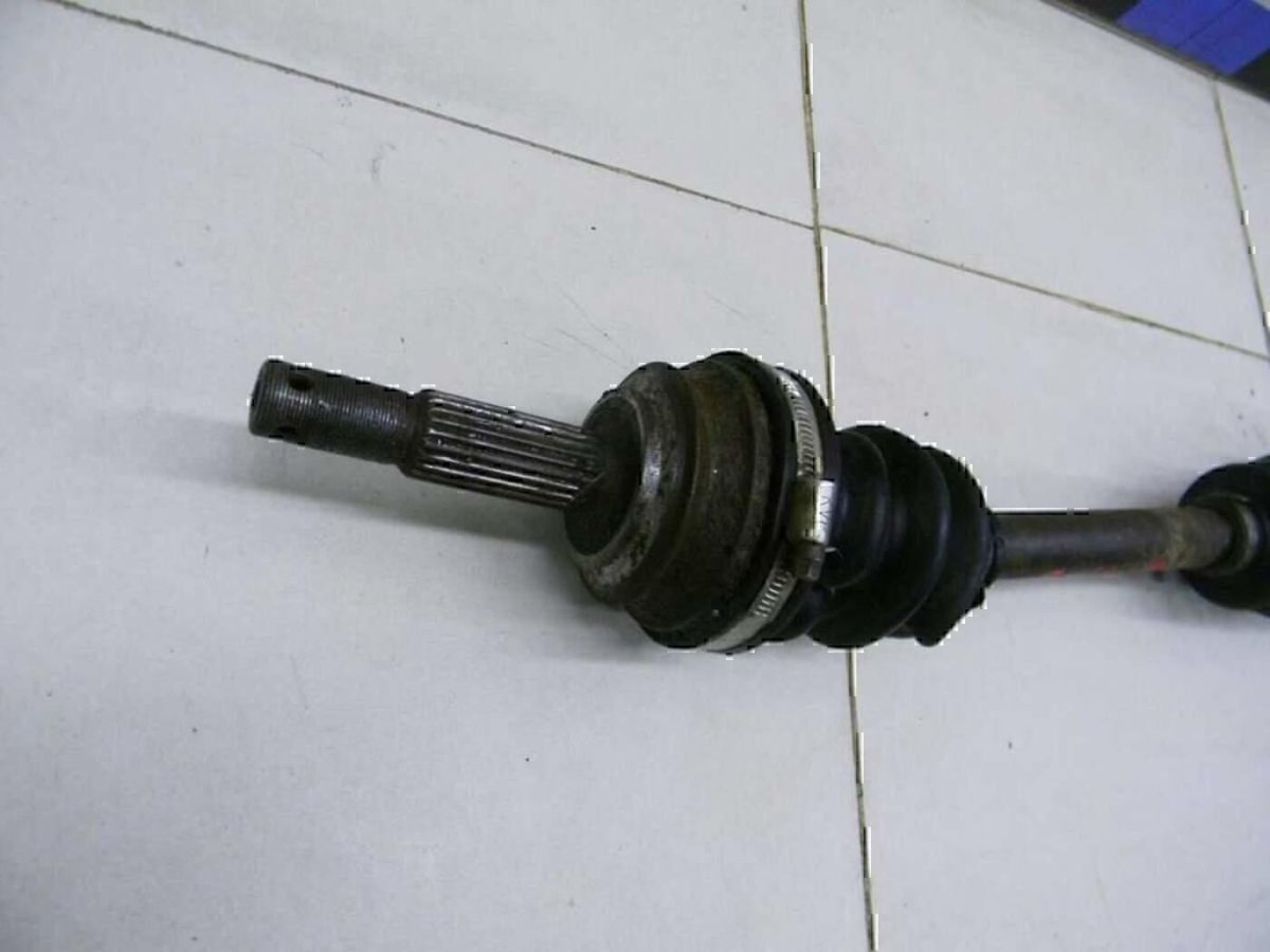 96481061 Вал приводной левый МКПП