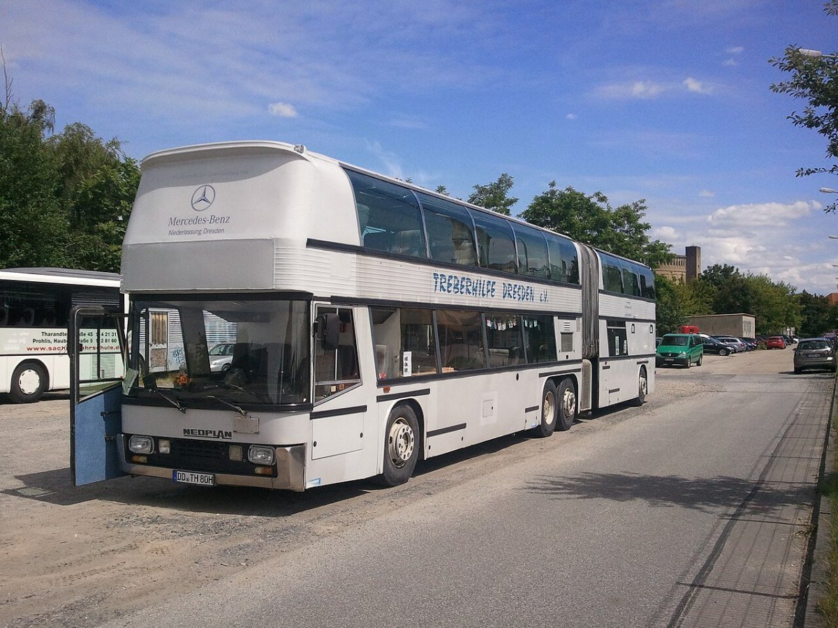 Neoplan n138