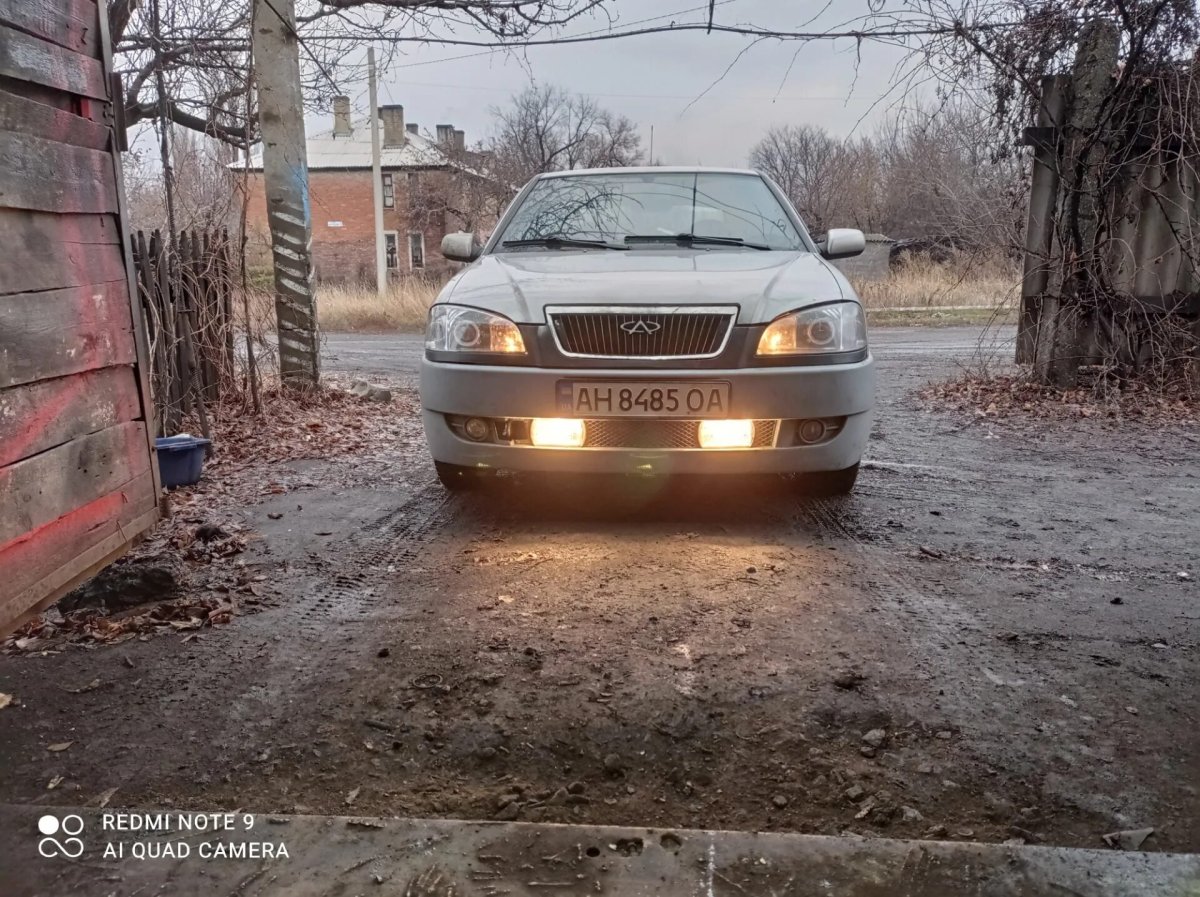 Крепление противотуманных фар Chery Amulet a15 2006