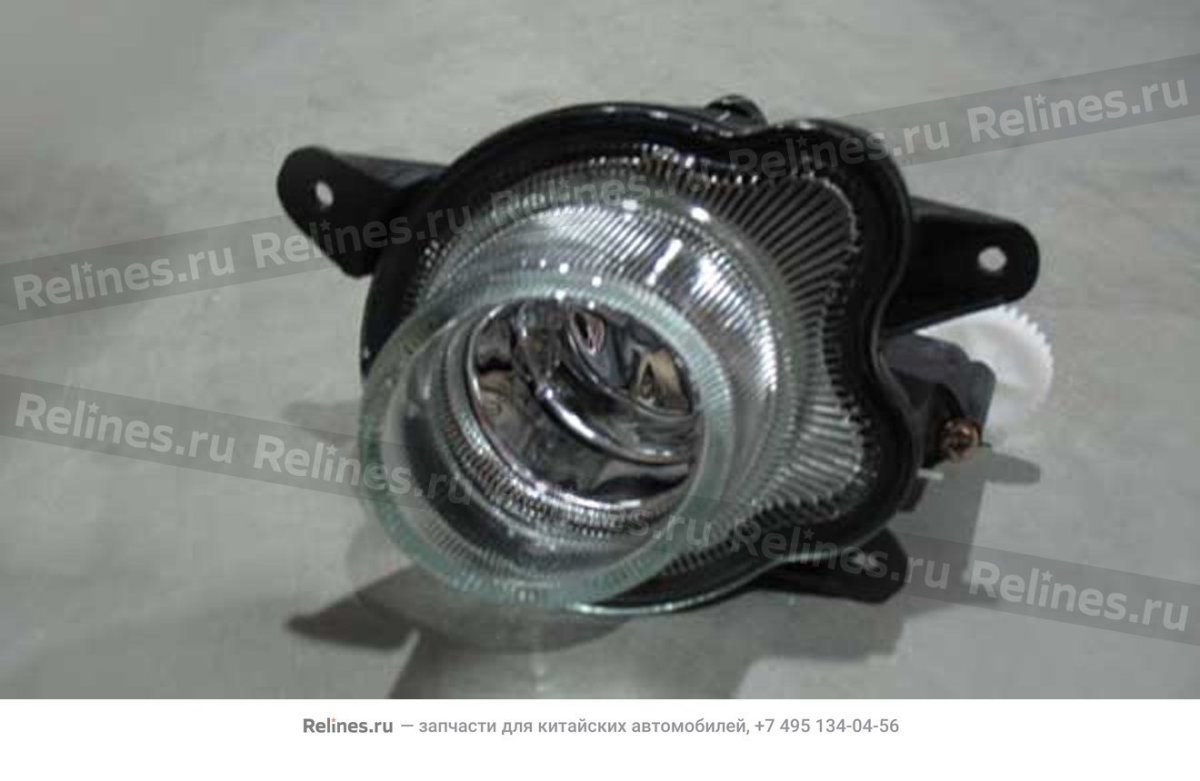 Чери амулет противотуманка правая