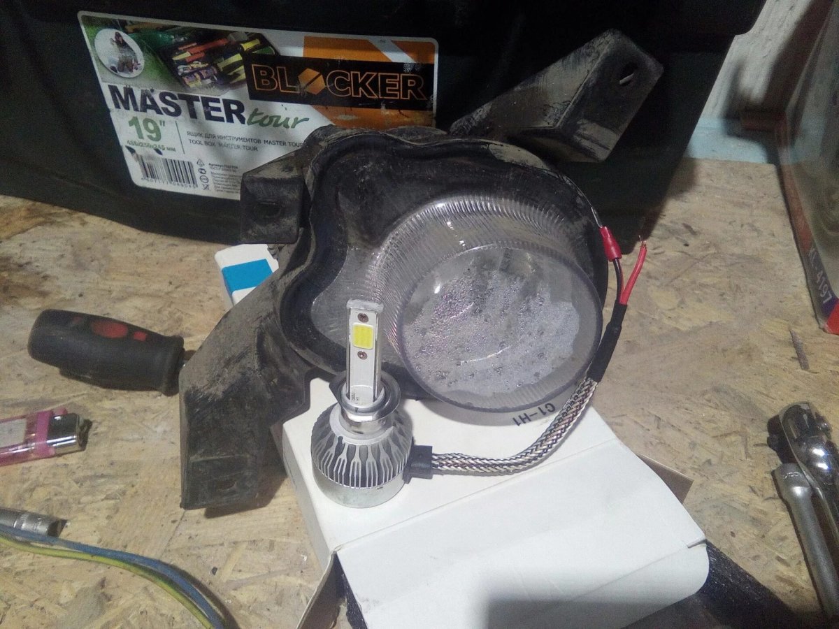 Крепление ПТФ чери м11