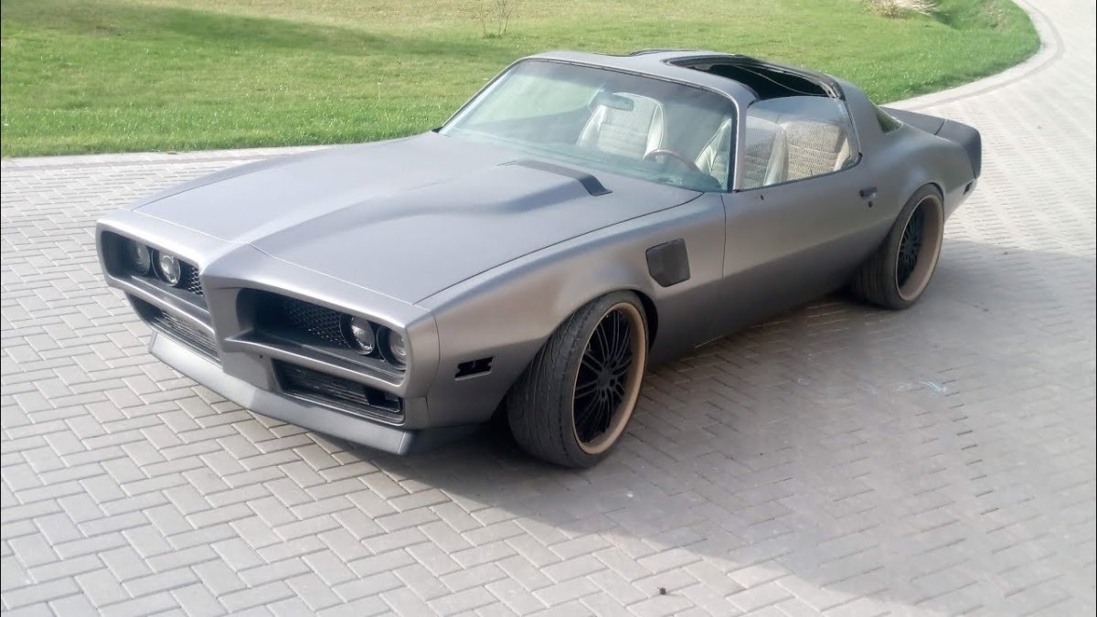 Pontiac Firebird 2