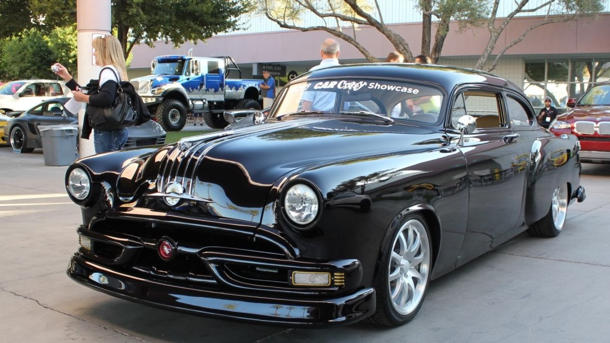 Кастом автомобили