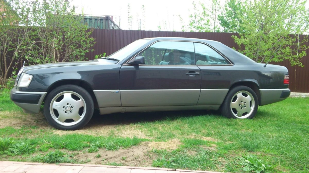 Мерседес 124 купе 3.2