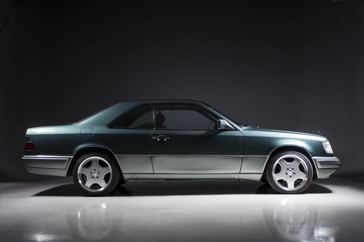 Mercedes Benz w124 Coupe AMG