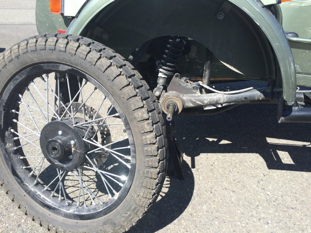 Переднее колесо мотоцикла Урал