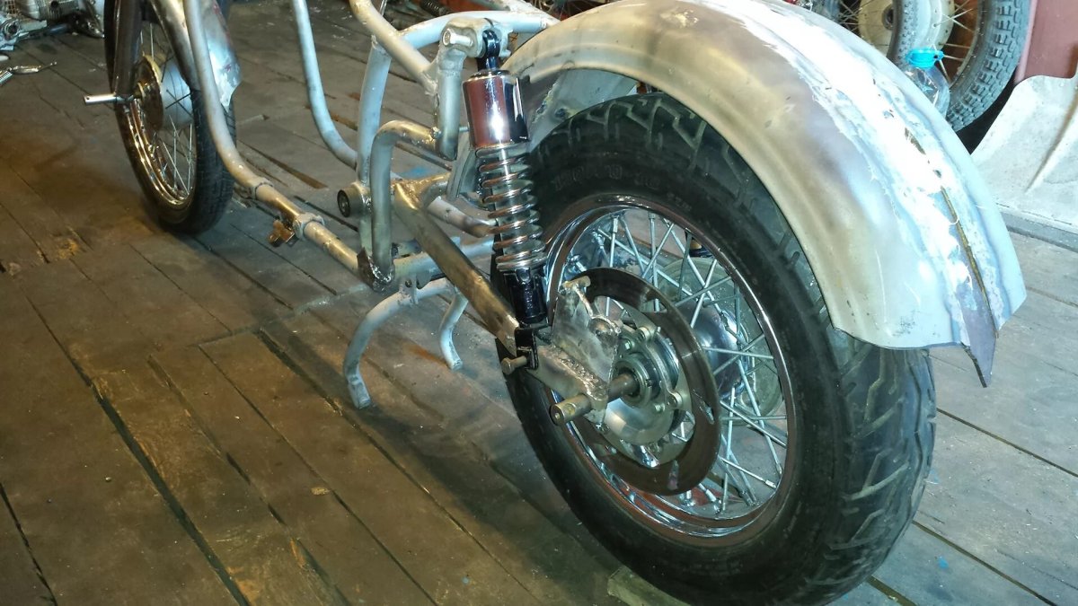 Мотоцикл Урал с приводом на переднее колесо