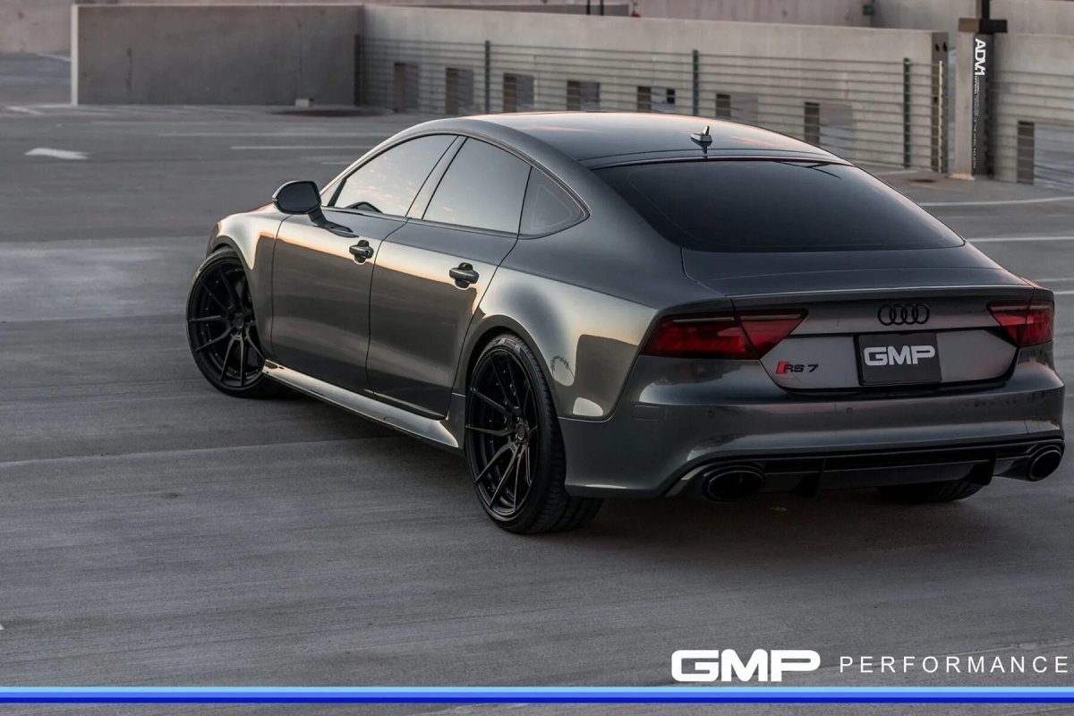 Audi rs7 черная матовая