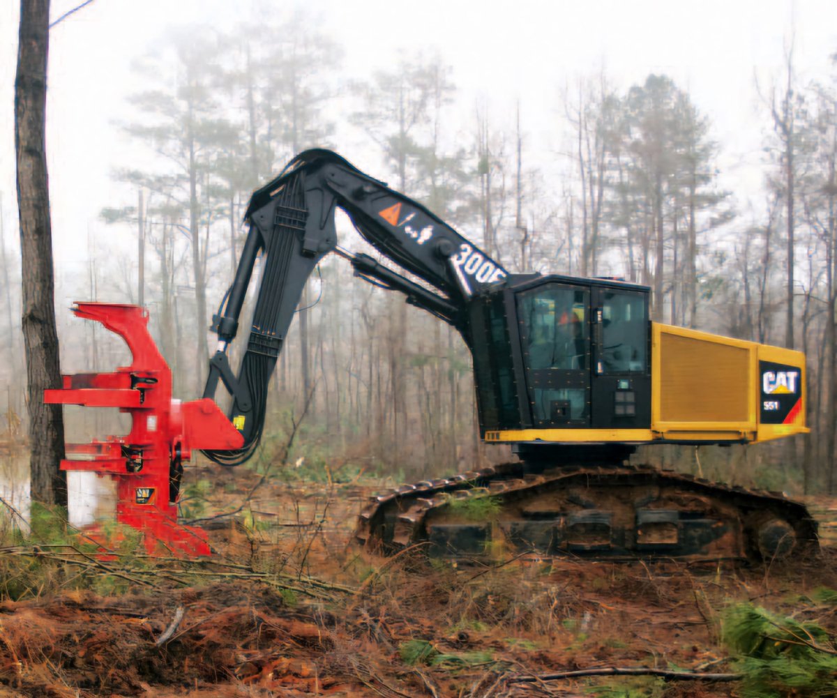 Валочно-пакетирующая машина Cat 522b