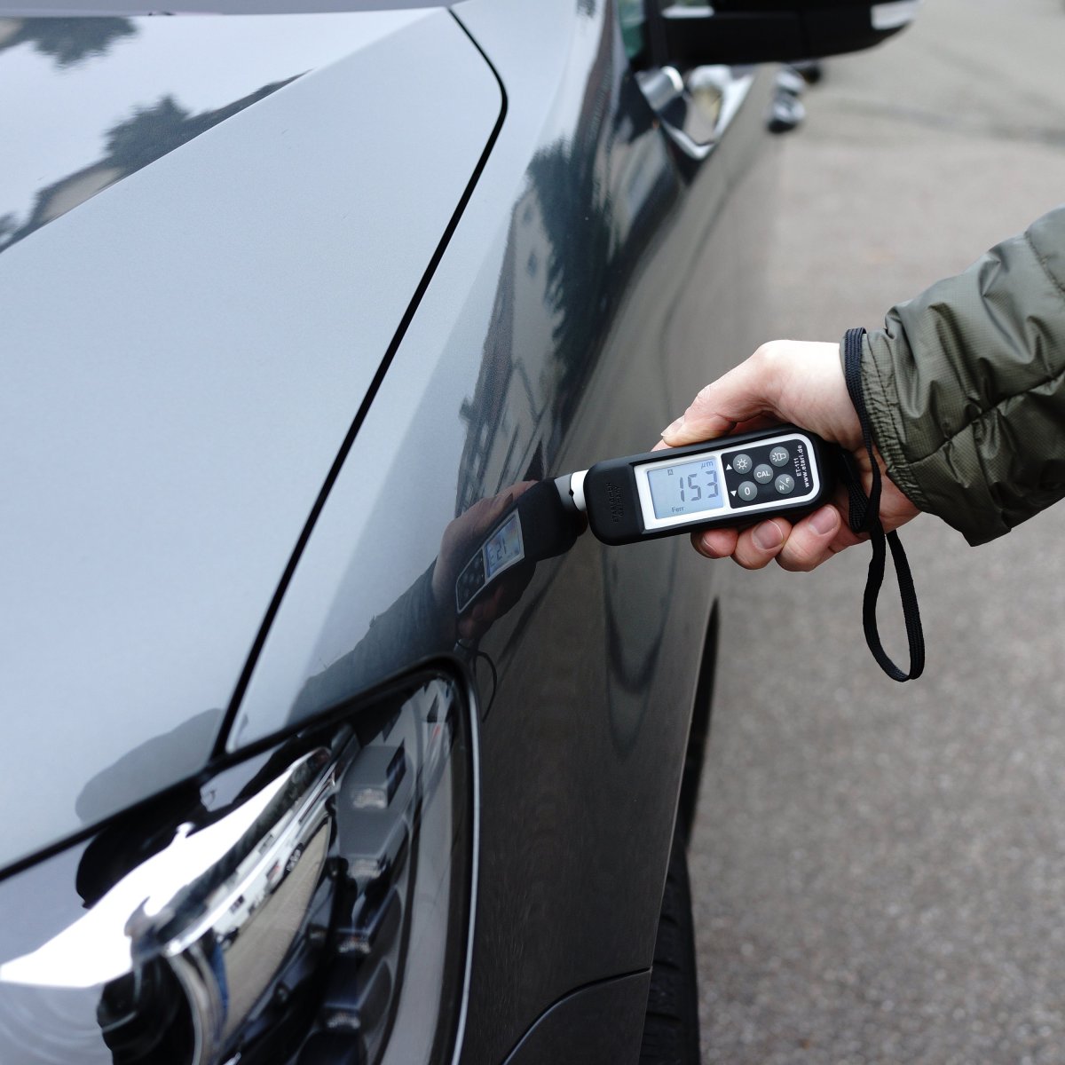 Осмотр автомобилей толщиномером