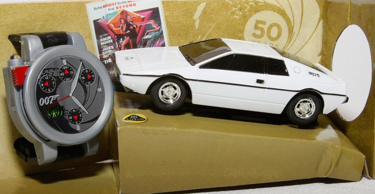 Машина Лотус Эсприт игрушка