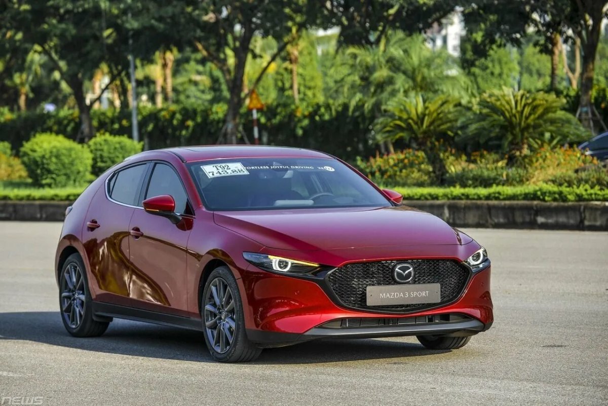 Мазда 3 новая 2020