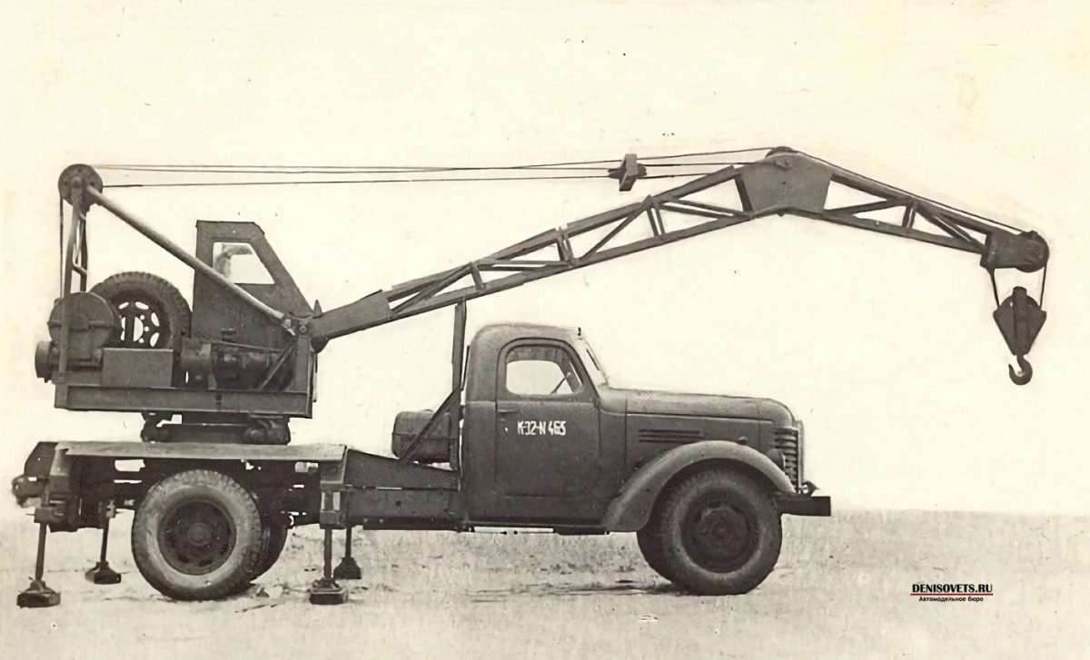Автокран к-32 на шасси ЗИС-150