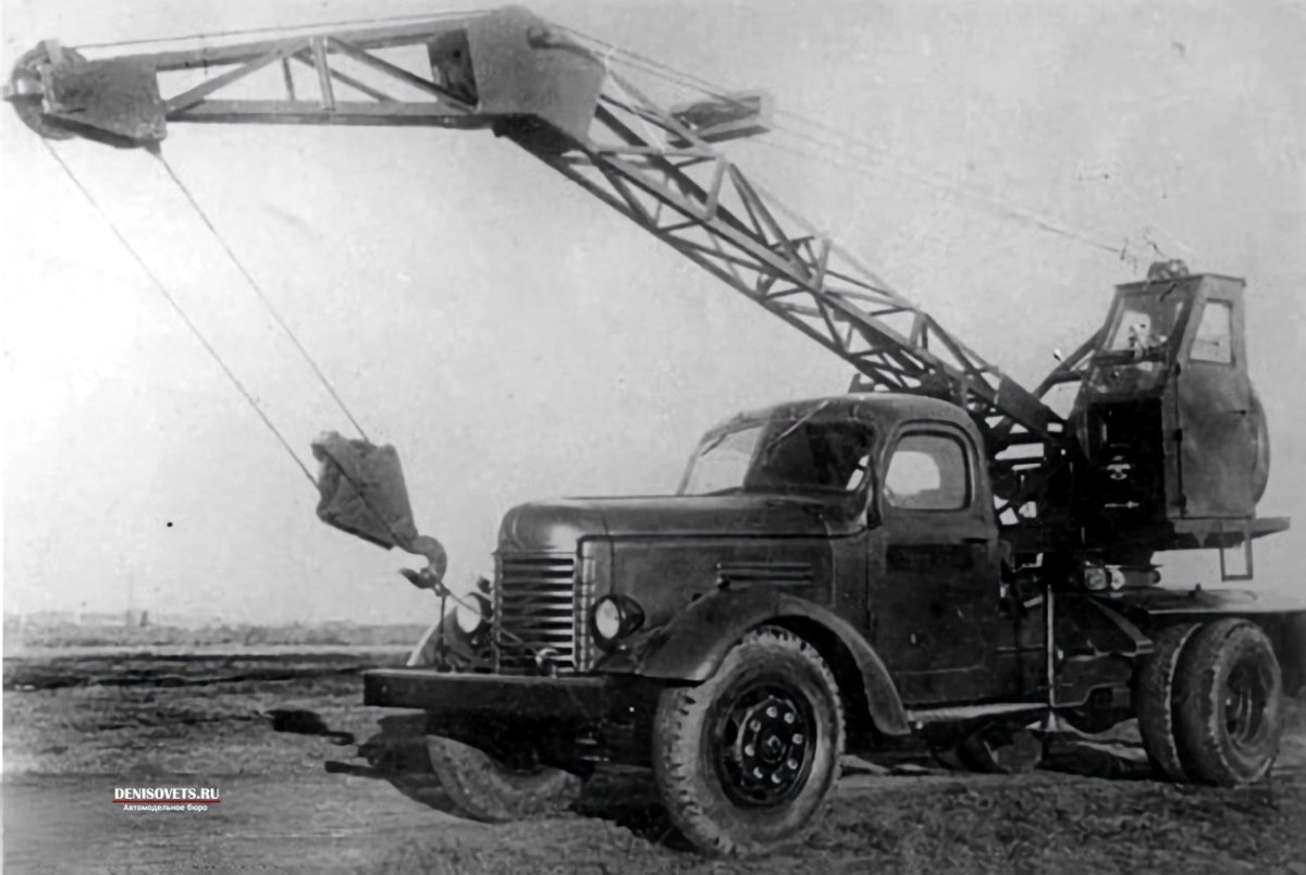 Автокран ЛАЗ-690 на шасси ЗИС 150