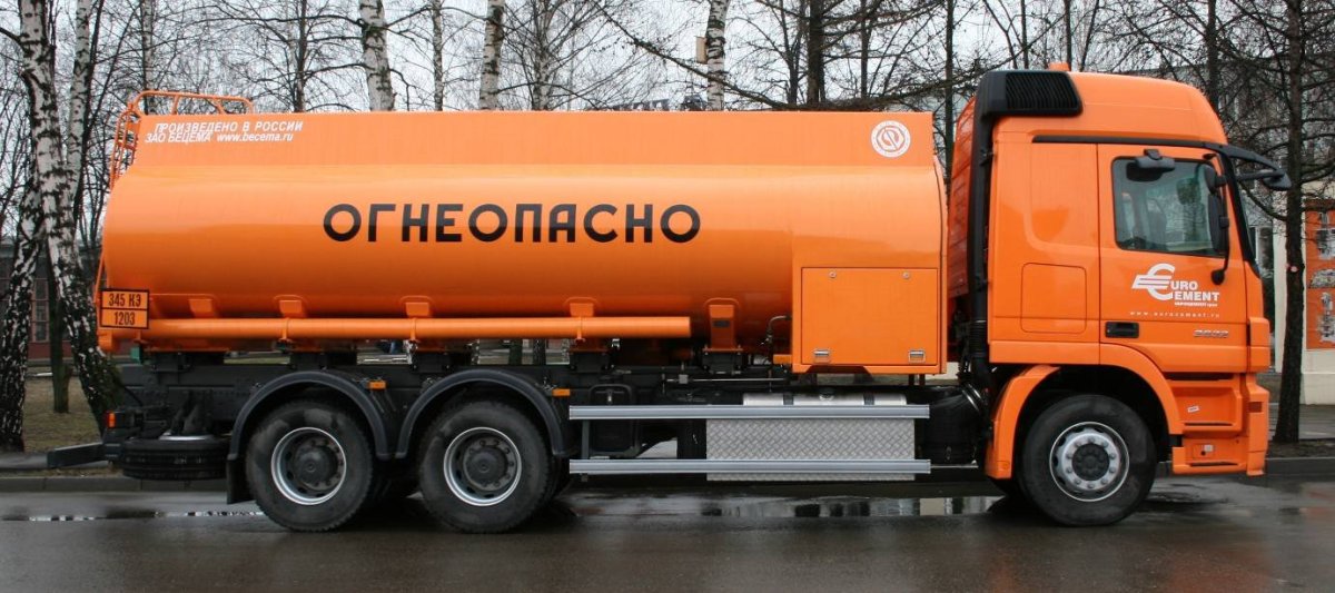 КАМАЗ бензовоз Огнеопасно