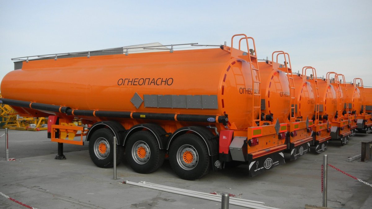 Полуприцеп Огнеопасно