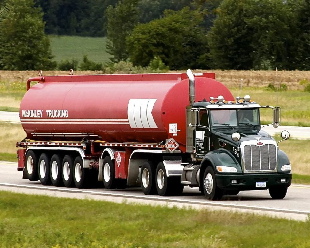 Полуприцеп масловоз