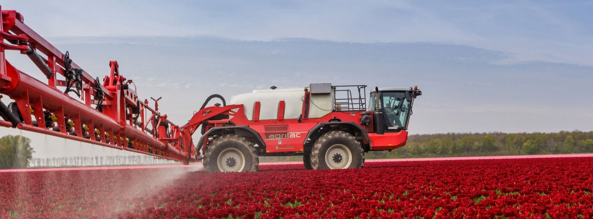 Agrifac самоходный опрыскиватель