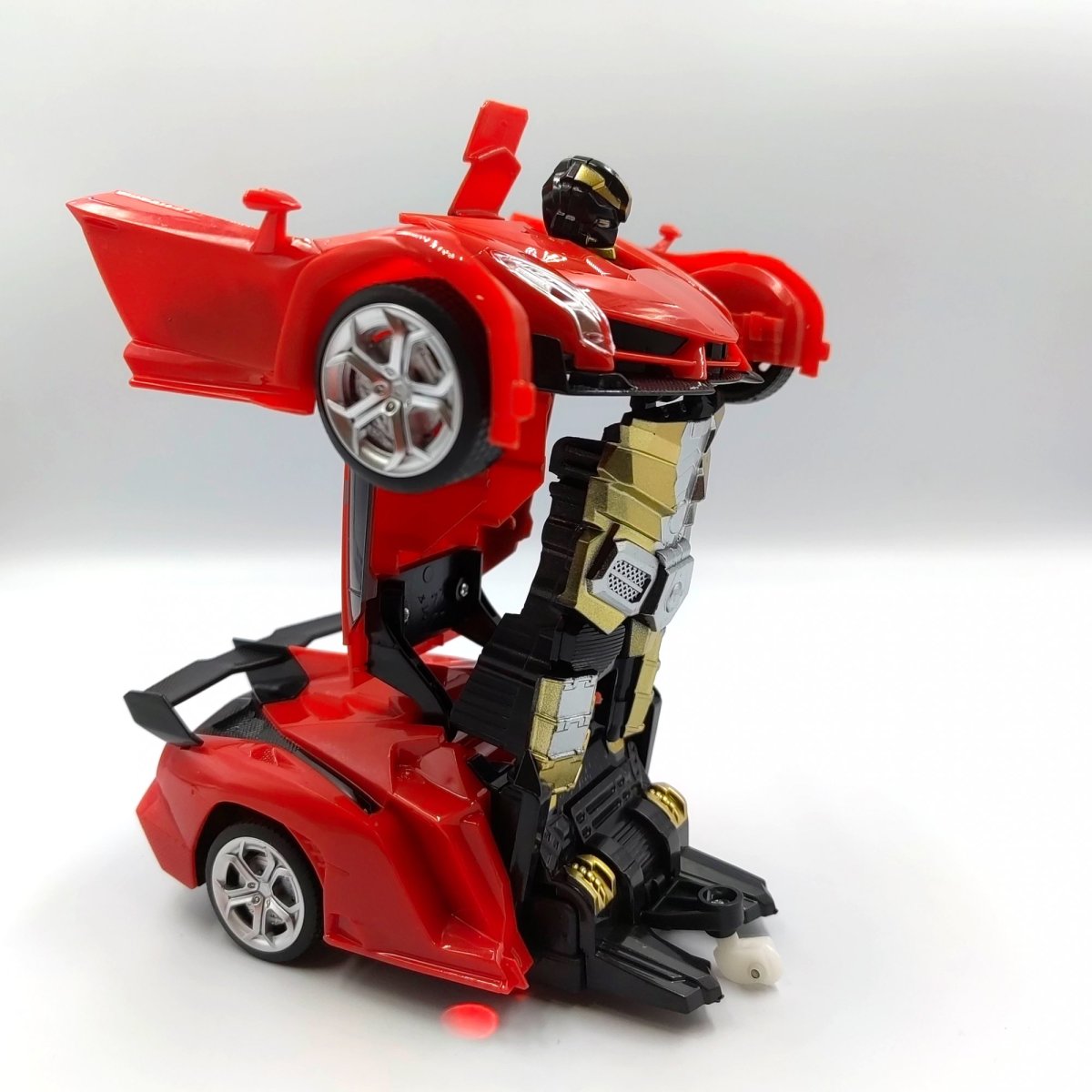 Трансформер LEGO на пульте управления