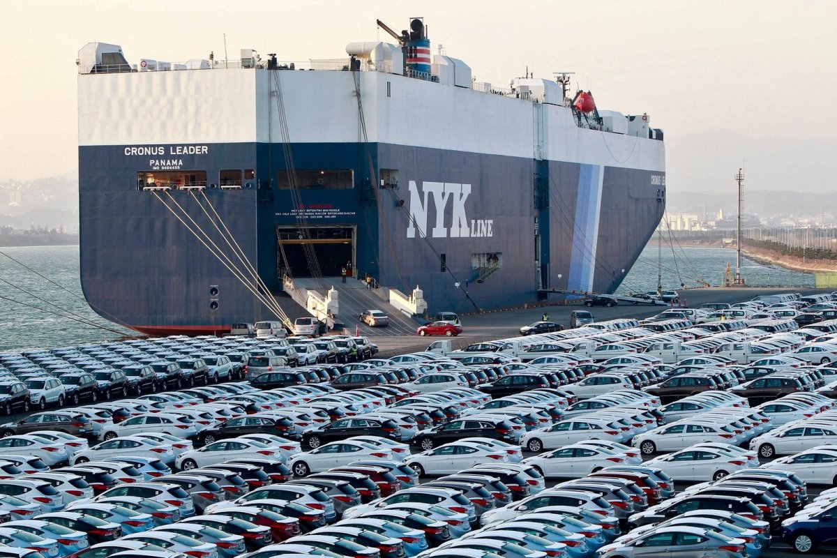 Японские машины в порту