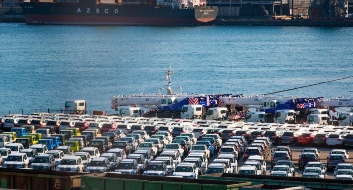 Автомобильный терминал порт ВМТП Японии