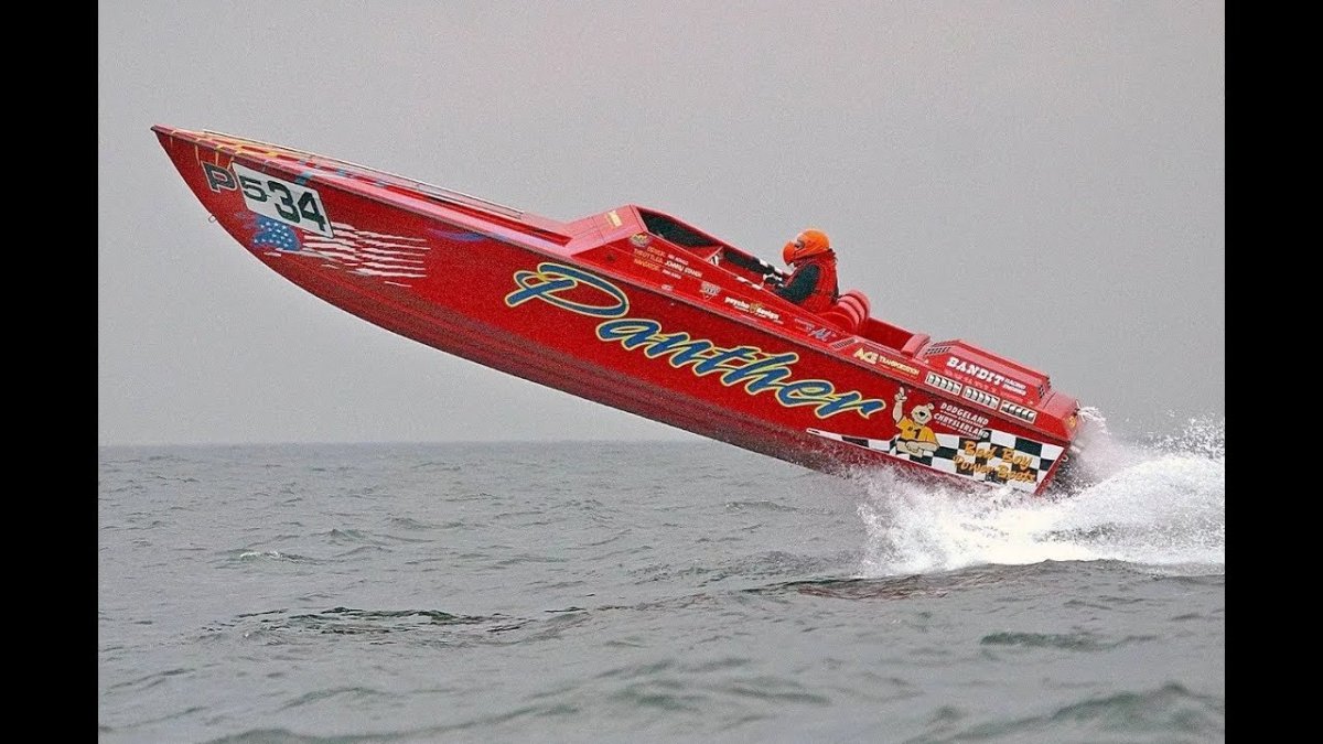 Спортивный катер