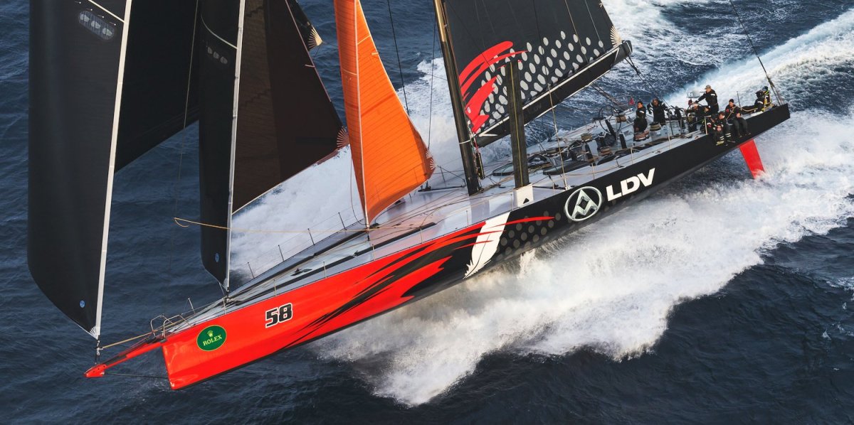 Гоночная яхта