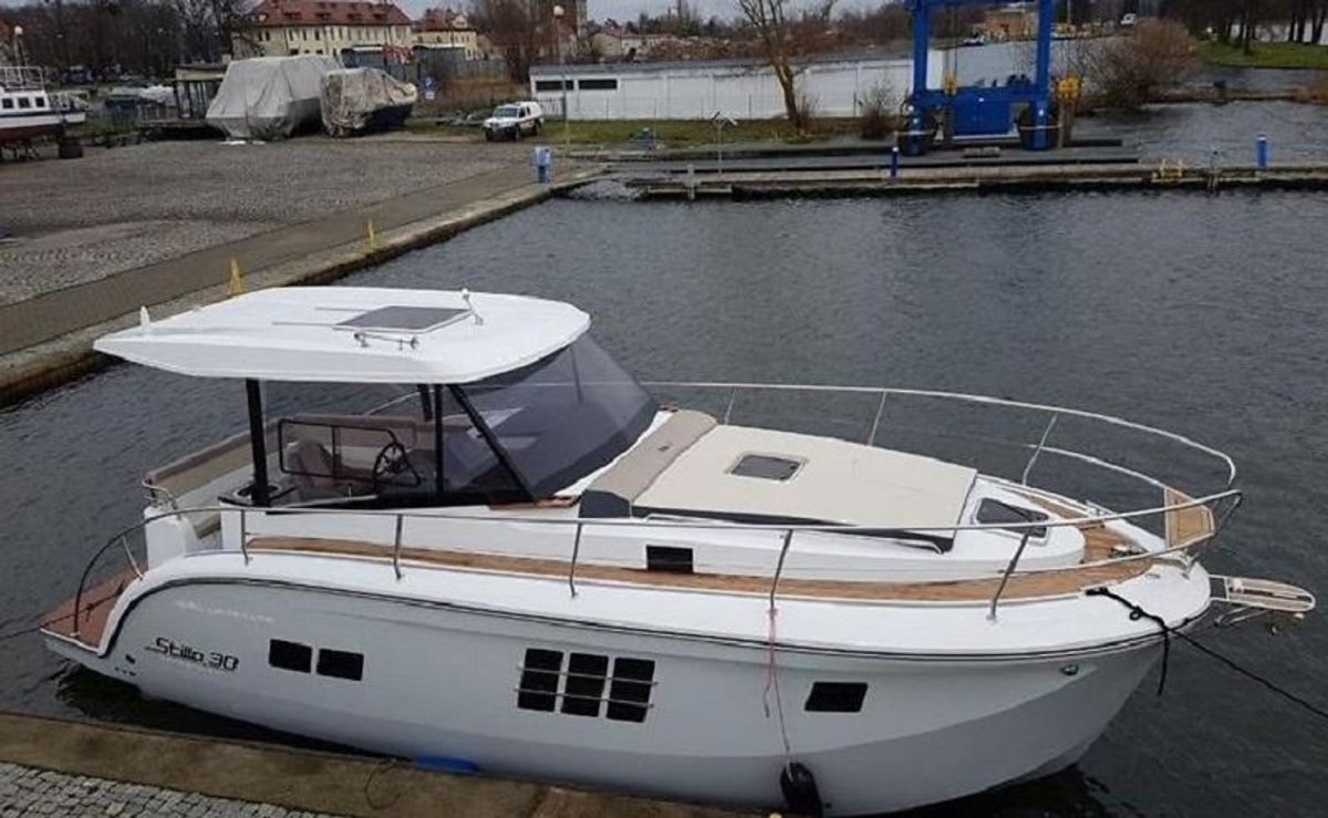 Stillo Yachts 30 Premium