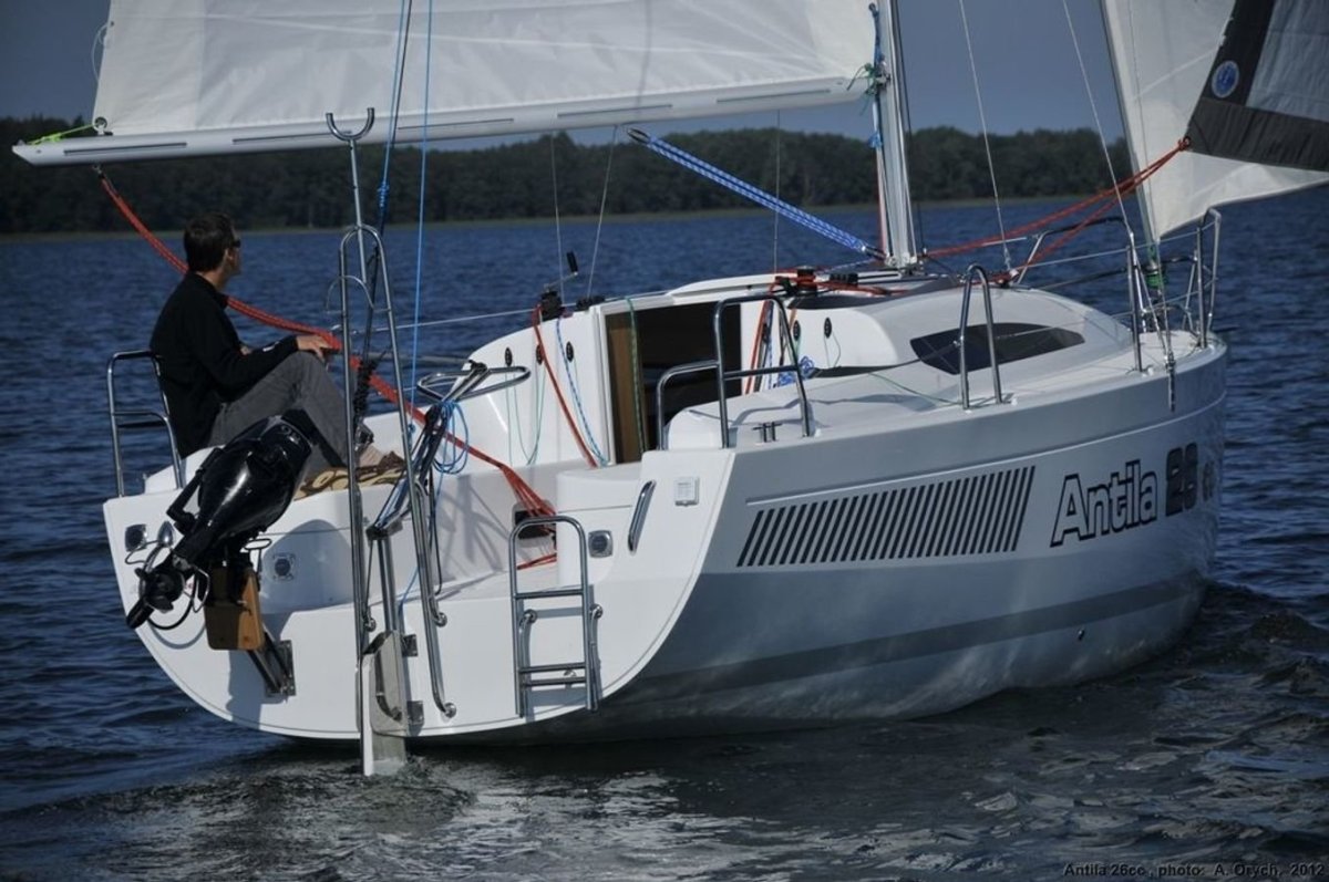 Antila 26 яхта