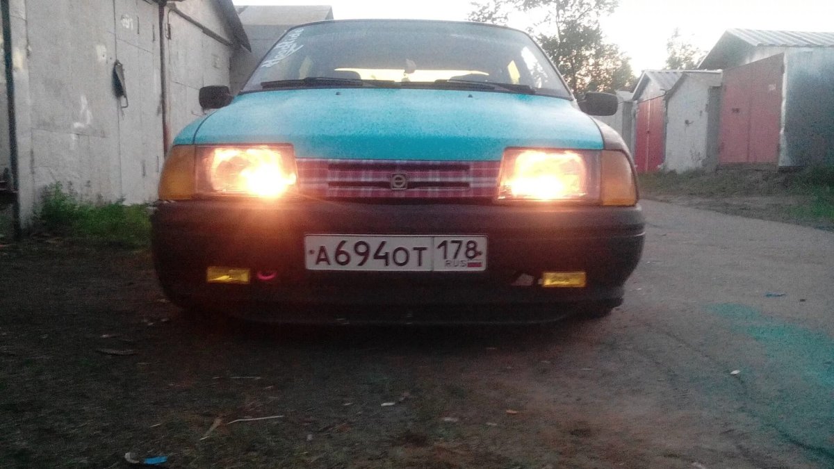 Туманки на ИЖ Ода 2126