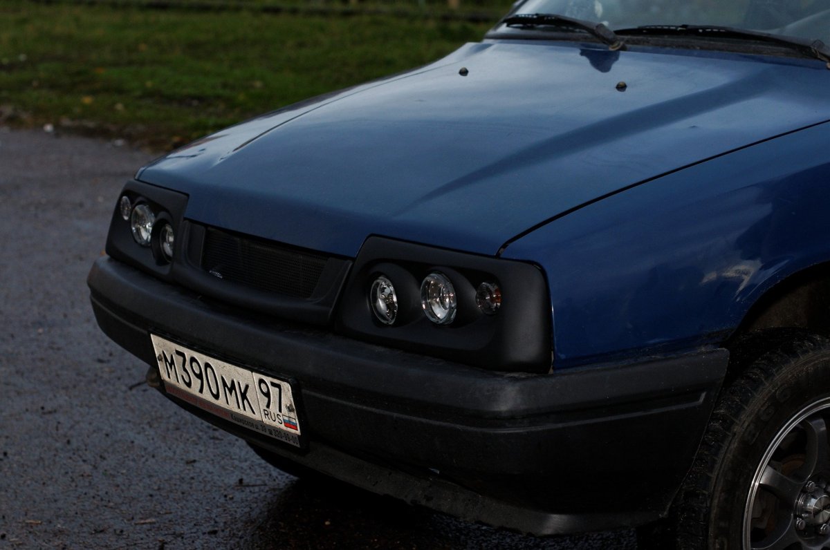 Фары HELLA ИЖ 2126