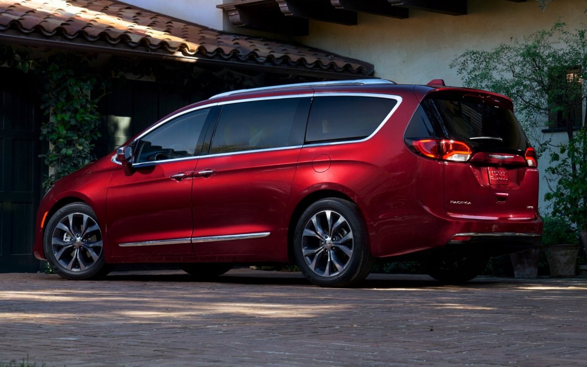 Chrysler Pacifica 2017