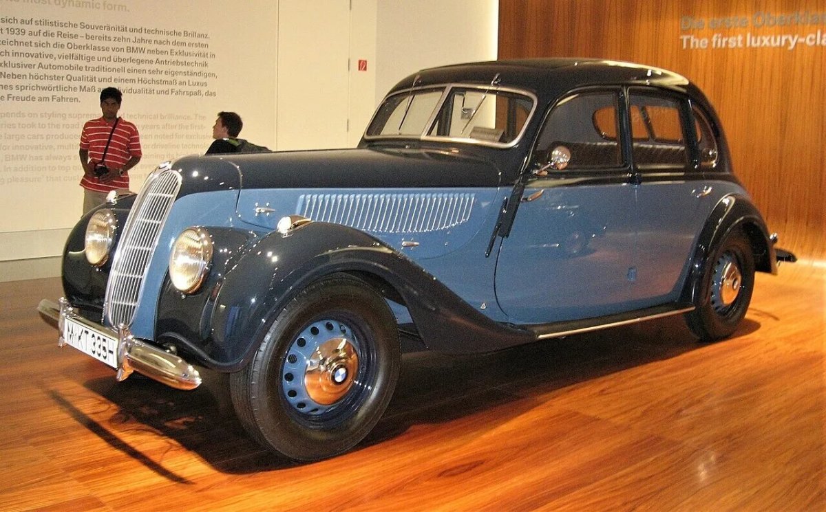 BMW 335 1940