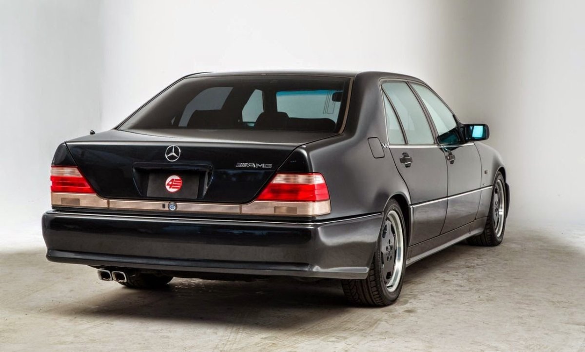 Mercedes-Benz w140 s70