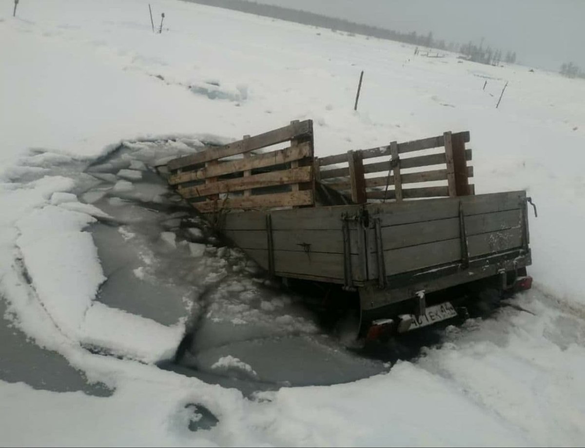 Ледовая переправа Якутск
