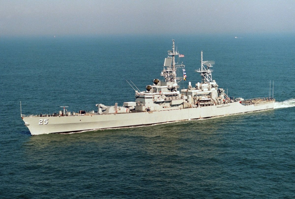 Эсминец "Бейнбридж"