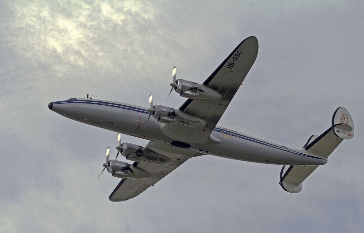 Lockheed l-1049 super Constellation Military