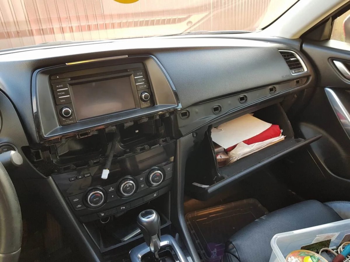 Мазда 6 2013 штатная магнитола