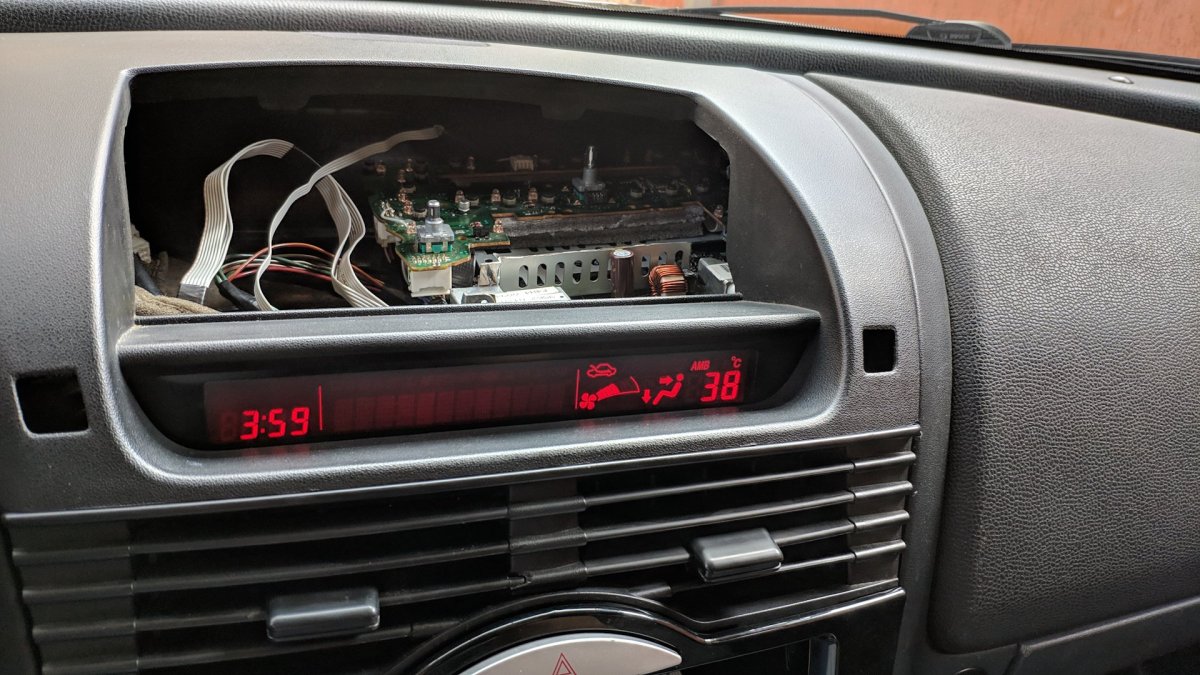 Mazda rx8 дисплей